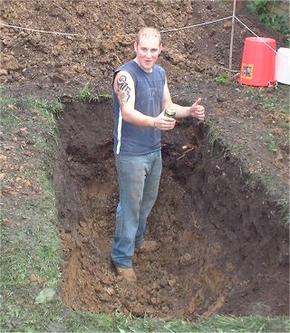 01 October 2006 (Sunday) - excavations have commenced